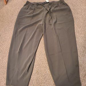 Light weight womans pants